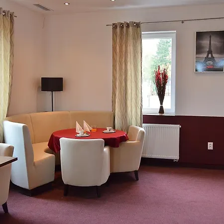 Zara Hotel Topoľčany